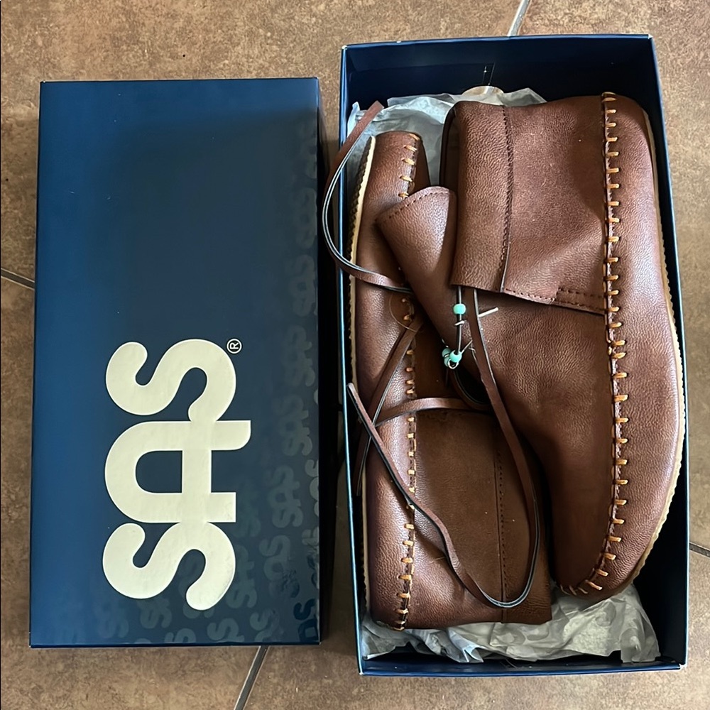 SAS Woman’s Brown Leather Shoes